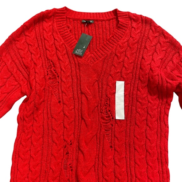 Wild Fable Women's V-Neck Sweater Red Size XL Chunky Knit Distressed New NWT - Picture 1 of 7